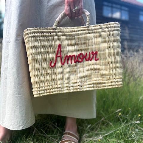 AMOUR