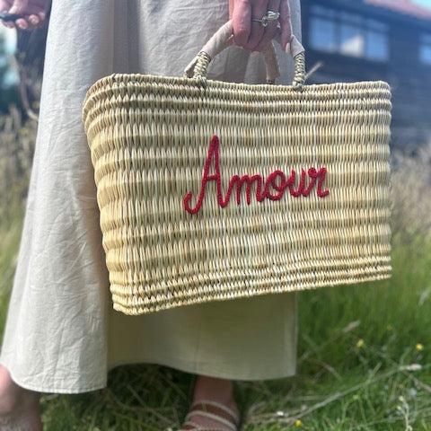 AMOUR